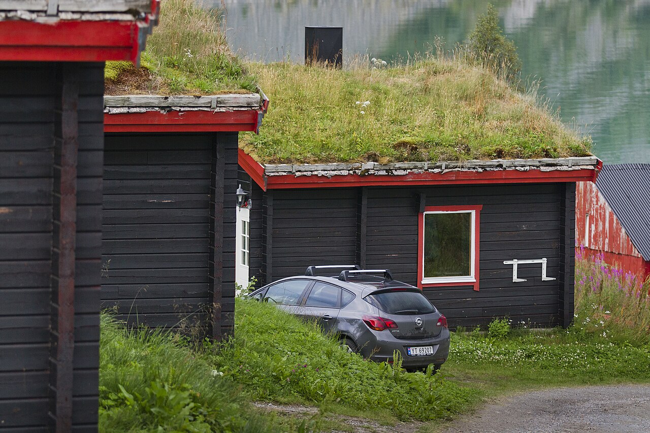 Hytte eller telt? En ærlig sammenligning for sommerferien